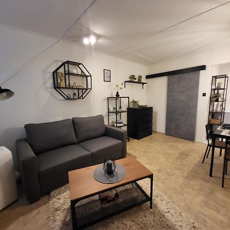 Bohemi Apartman Mosonmagyarovar Exterior photo